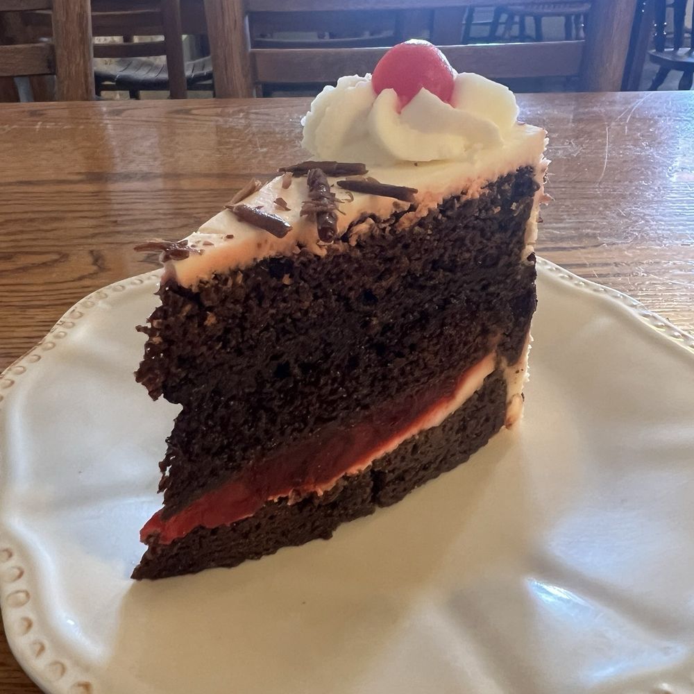 Der Lindenbaum - Black forest cake. - German Near Me - Fredericksburg, Texas