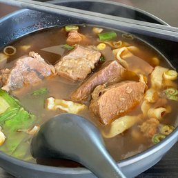 Super tasty Taiwanese beef noodle soup