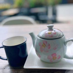 Blue Danube Coffee House - Hot tea