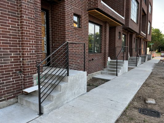 Sun Life Construction Logo