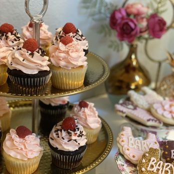 Hollywood Baked Goods - Bakeries Near Me - Kirkland, Washington Hollywood Baked Goods - Bakeries Near Me - Kirkland, Washington