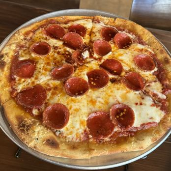 Grafted Cellars - Hot honey pizza - Wine Tasting Room Near Me - Claremont, California