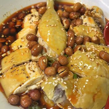 Hippopo Kitchen - Hainan chicken in spicy sauce - Chinese Near Me - Brighton, Massachusetts