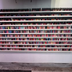 Lux Spa & Nails - All the colours