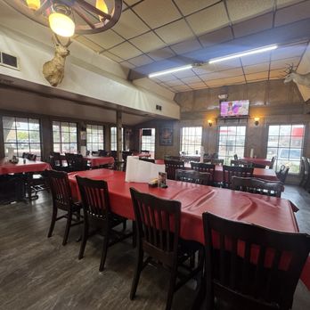 Brother-In-Law's Bar-B-Que - The dining area - Barbeque Near Me - Houston, Texas Brother-In-Law's Bar-B-Que - The dining area - Barbeque Near Me - Houston, Texas