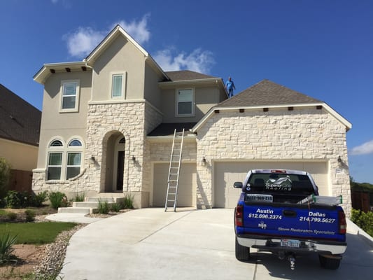 Superior One Roofing Logo