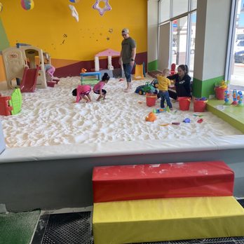 Kiddy Club - Kids Activities Near Me - Aurora, Illinois