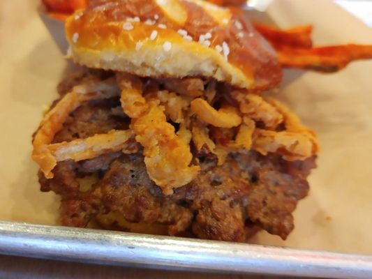 MOOYAH Burgers, Fries & Shakes by null