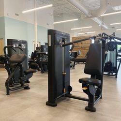 Anytime Fitness - Strength training