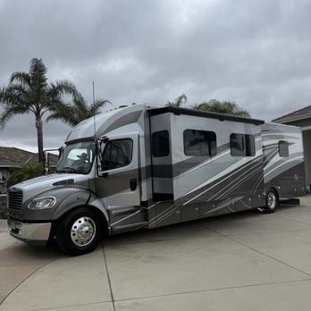 Javier’s Mobile Auto Detailing - Auto Detailing Near Me - Riverside, California
