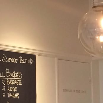 Clutch - Bathroom door - Breakfast & Brunch Near Me - London, XGL