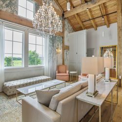 Brentsville Hall - Our bridal suite has an abundance of natural lighting