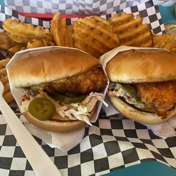 CARLITOS CRISPN CHICKEN & BAR - Updated December 2025 - 45 Photos & 61 ...