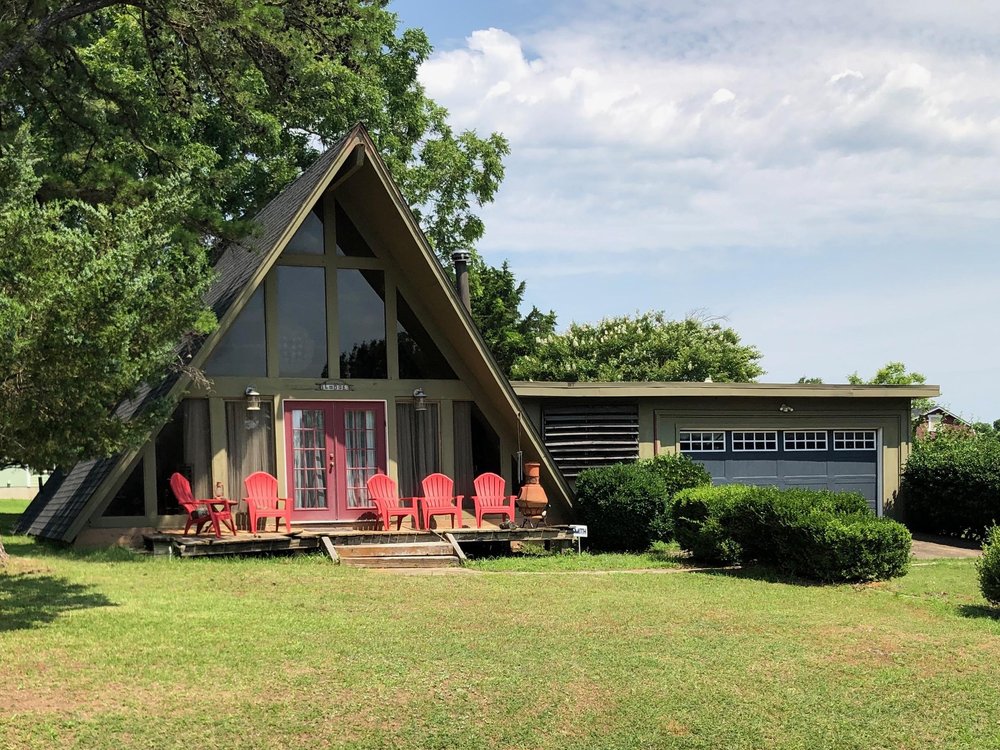 Slide of Red Ladder Roofing & Construction