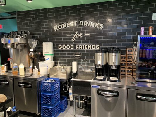 Five Watt Coffee, Keg and Case W 7th Market by null