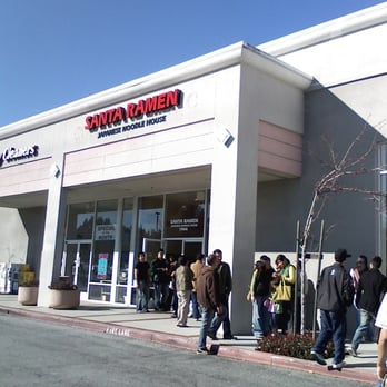 Santa Ramen - Line at 12 pm on a Sunday - Ramen Near Me - San Mateo, California Santa Ramen - Line at 12 pm on a Sunday - Ramen Near Me - San Mateo, California