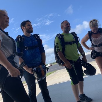 Skydive Coastal Carolinas - Getting to know our tandem partners! - Skydiving Near Me - Southport, North Carolina Skydive Coastal Carolinas - Getting to know our tandem partners! - Skydiving Near Me - Southport, North Carolina