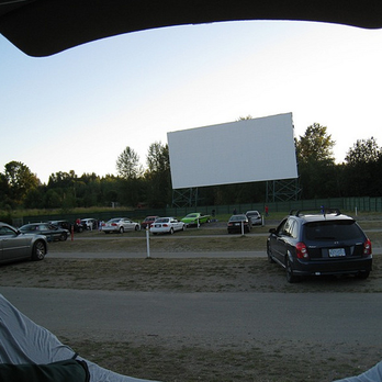 Twilight Drive-In Theatre - View from inside the back of the SUV - Drive-In Theater Near Me - Aldergrove, British Columbia Twilight Drive-In Theatre - View from inside the back of the SUV - Drive-In Theater Near Me - Aldergrove, British Columbia
