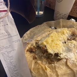 Ordering online, adding all the options only to get a rice and chicken with sour cream and cheese burrito...