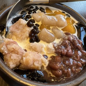 Du Hsiao Yueh - Dessert - Taiwanese Near Me - Markham, Ontario
