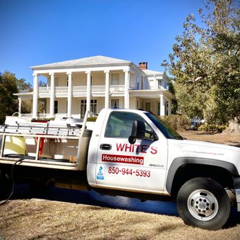 White's Housewashing - Home Cleaning Near Me - Pensacola, Florida White's Housewashing - Home Cleaning Near Me - Pensacola, Florida