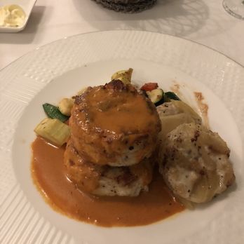 Lynn's Bistro - Crab Cakes - French Near Me - Kirkland, Washington