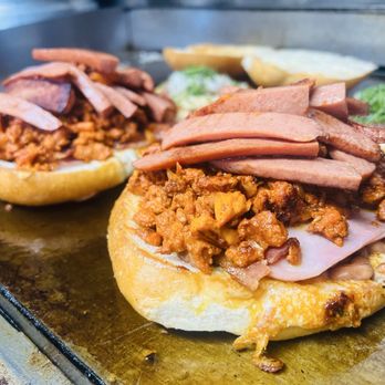Mi Puestito - Torta mamalona Ham Bacon Beef salchicha Pastor - Food Trucks Near Me - Concord, California Mi Puestito - Torta mamalona Ham Bacon Beef salchicha Pastor - Food Trucks Near Me - Concord, California