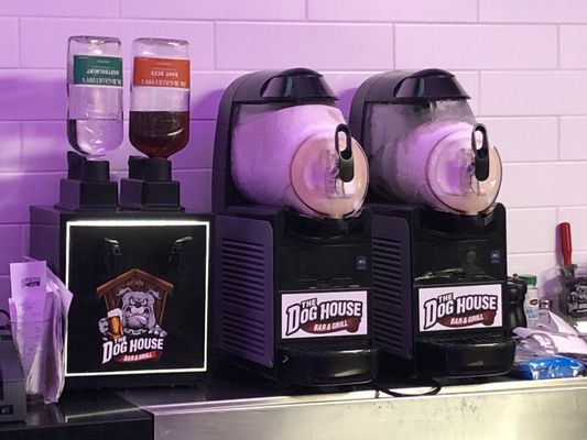 the dog house bar and grill