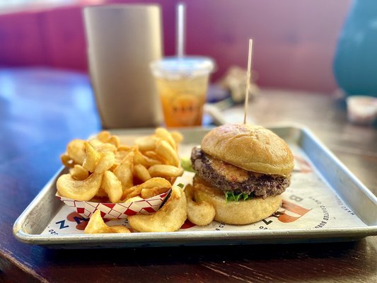 Bunz Handcrafted Burgers by null