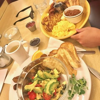 The Senator - Breakfast & Brunch Near Me - Toronto, Ontario
