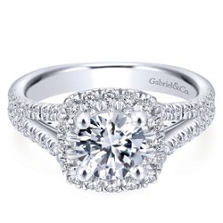 Danson Jewelers - Engagement Ring