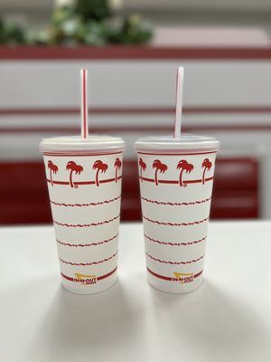 In-N-Out Burger by null