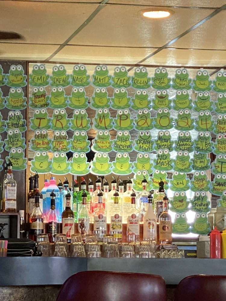 BARK RIVER YACHT CLUB Updated May 2024 12 Photos 136 N Main St