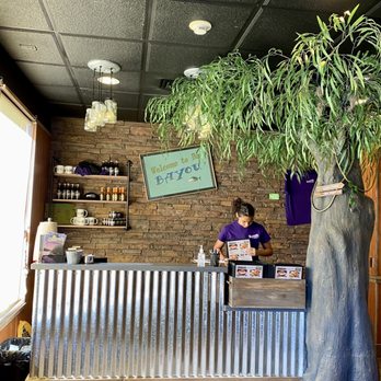 Huckleberry's - 10.09.22 hostess - Breakfast & Brunch Near Me - Roseville, California Huckleberry's - 10.09.22 hostess - Breakfast & Brunch Near Me - Roseville, California