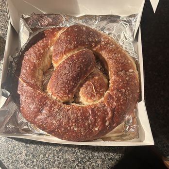 Berts Hideout - Home made pretzel. Huge!! - Bakeries Near Me - Fishkill, New York