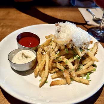 JOEY Rideau - Truffle Parmesan Fries - Canadian (New) Near Me - OTTAWA, Ontario JOEY Rideau - Truffle Parmesan Fries - Canadian (New) Near Me - OTTAWA, Ontario