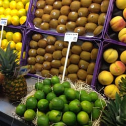 Mercado Puerta de la Carne - Frutas Pérez.
