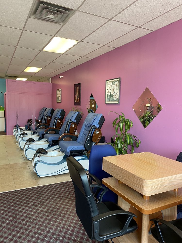 CITY NAILS Updated July 2024 12 Photos & 12 Reviews 33623 W Seven