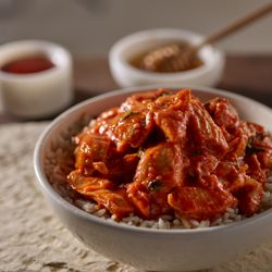 Acme Chicken Bowls - Honey Sriracha Chicken Bowl