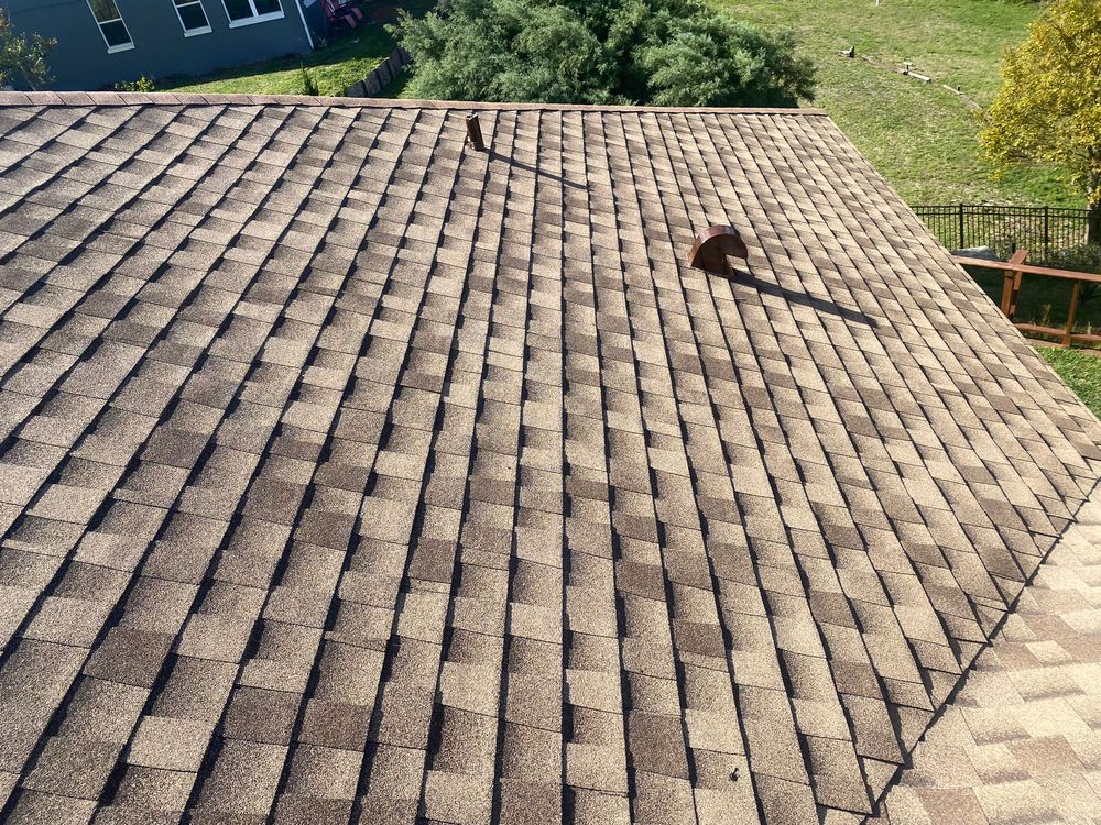 Slide of Guimoly Roofing & Contracting