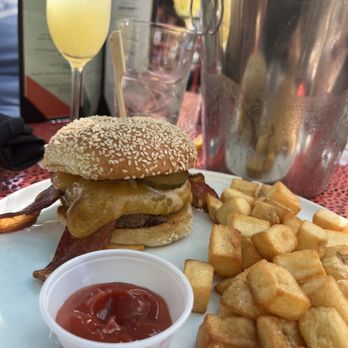 The Spring on Main - Brunch Brisket Smash Burger with Bacon - New American Near Me - Eureka Springs, Arkansas The Spring on Main - Brunch Brisket Smash Burger with Bacon - New American Near Me - Eureka Springs, Arkansas