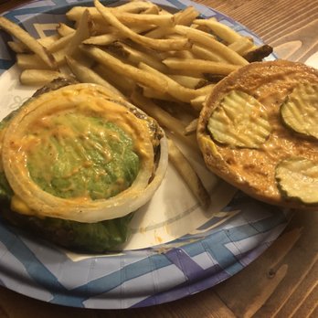 Wendy's - This is the crap!  This joke of a location gave me! - Burgers Near Me - Morris, Illinois