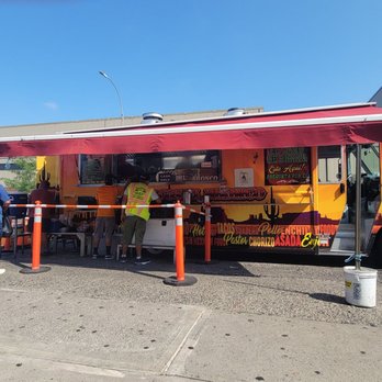 Tacos El Bronco - Past it's prime - Food Trucks Near Me - Brooklyn, New York