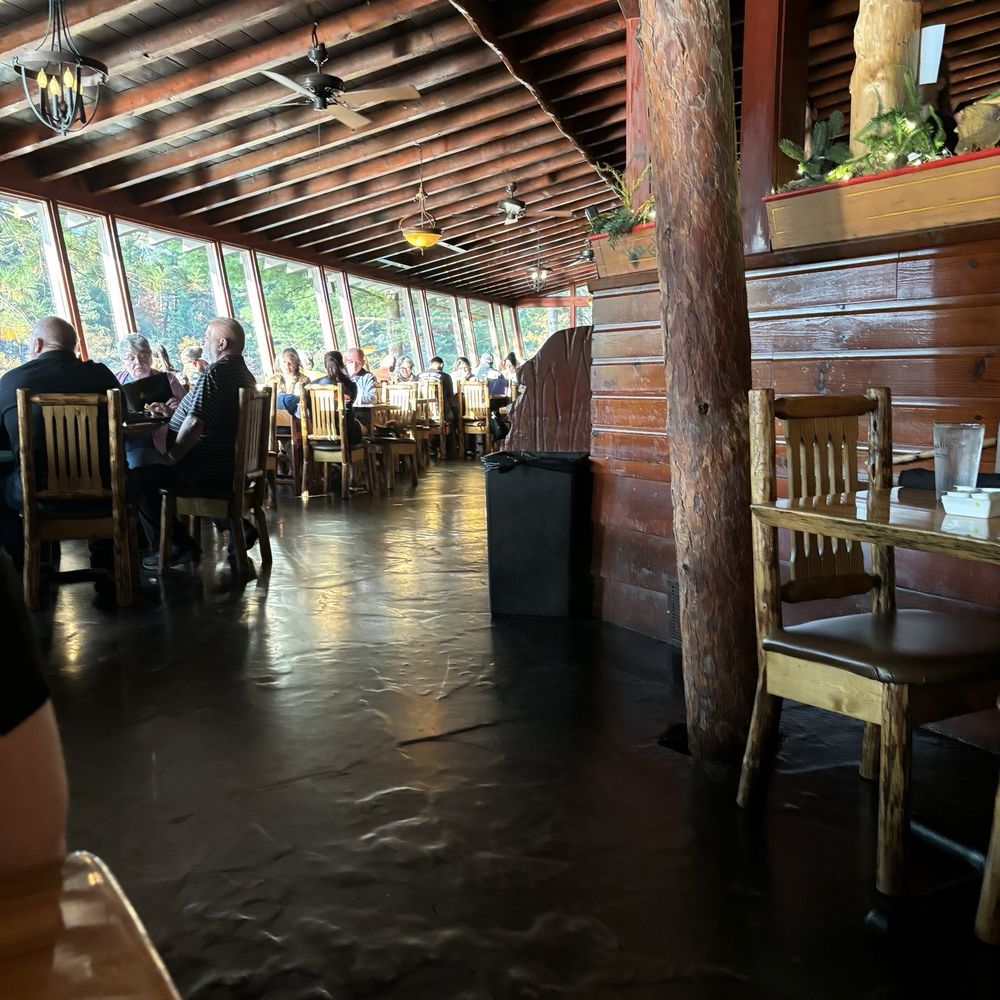 Ishnala - Steakhouses Near Me - Wisconsin Dells, Wisconsin Ishnala - Steakhouses Near Me - Wisconsin Dells, Wisconsin