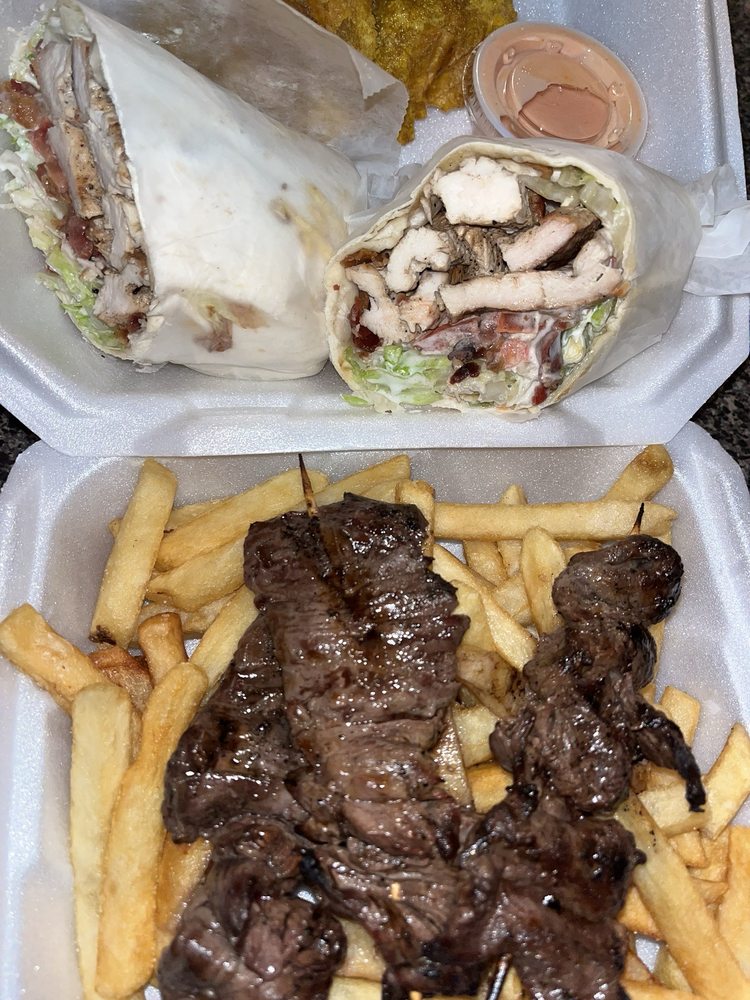 BLUE Grill & Smoothies