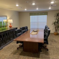 The Suites Rio Vista by Eduro Healthcare - Private dining room
