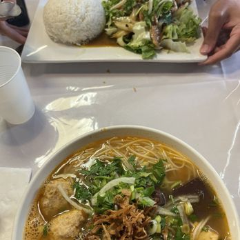 LanAnh Kitchen - Vietnamese Crab Noodle Soup and Spicy Lemongrass Chicken in the back - Vietnamese Near Me - Westminster, California LanAnh Kitchen - Vietnamese Crab Noodle Soup and Spicy Lemongrass Chicken in the back - Vietnamese Near Me - Westminster, California