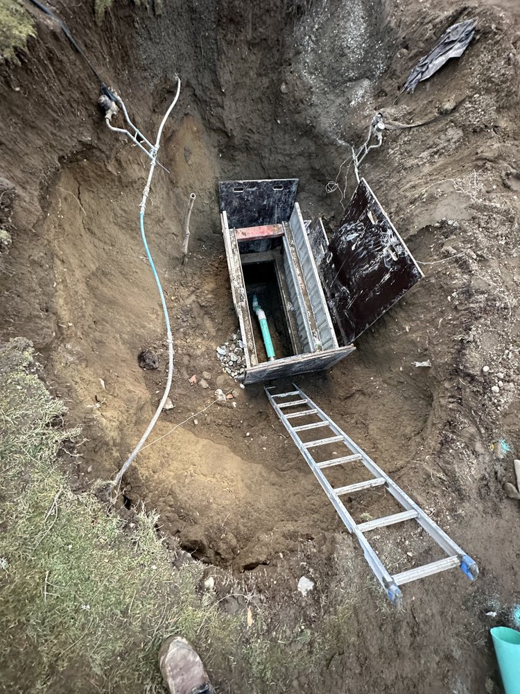 Slide of I Need a Plumber Now and Sewer Services