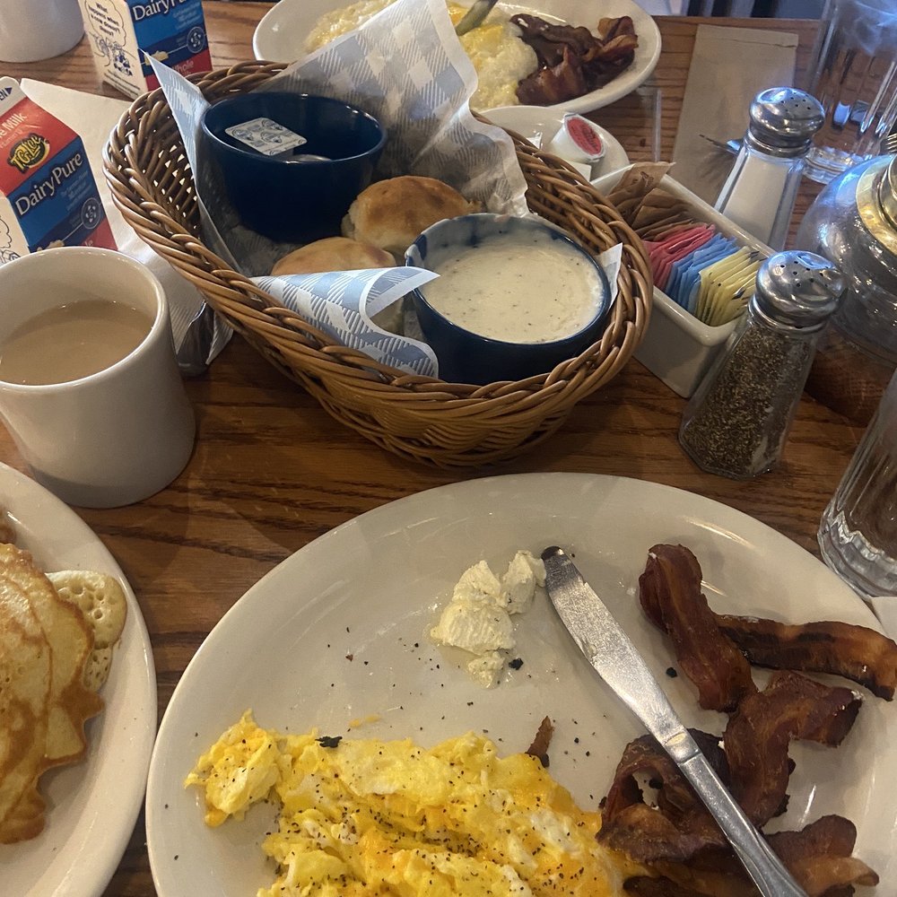 Cracker Barrel Old Country Store - Breakfast & Brunch Near Me - Gainesville, Florida Cracker Barrel Old Country Store - Breakfast & Brunch Near Me - Gainesville, Florida