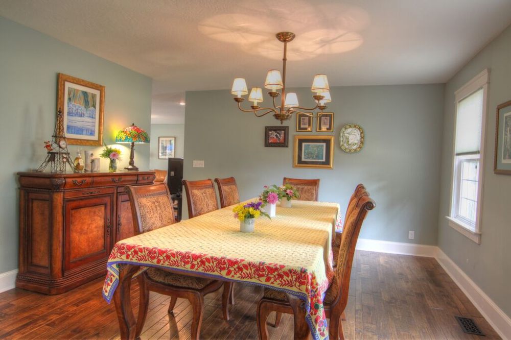 HUCKLEBERRY HILL BED AND BREAKFAST Updated August 2024 26 Photos 248 Woodland Dr